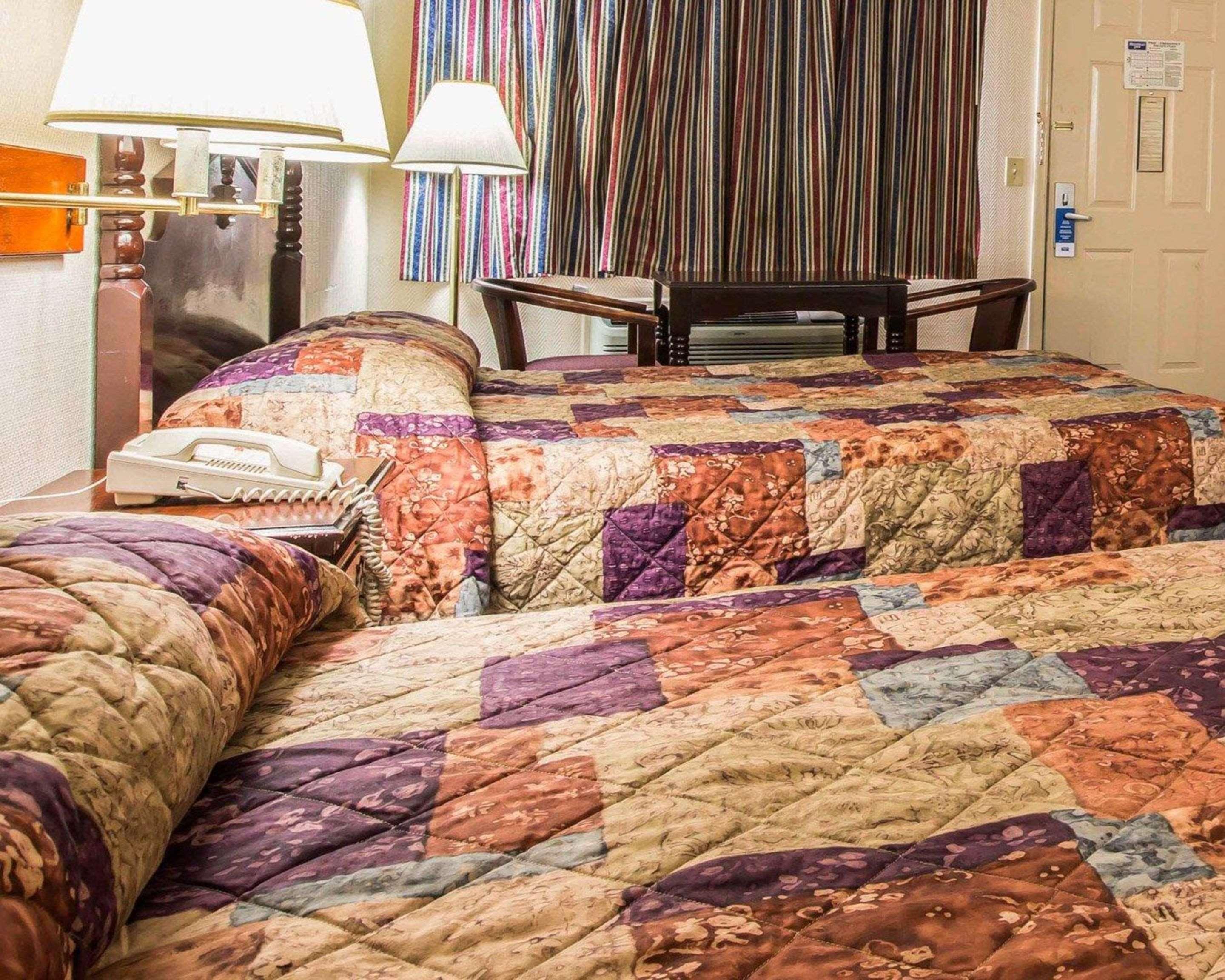 Rodeway Inn Феникс Сити Екстериор снимка