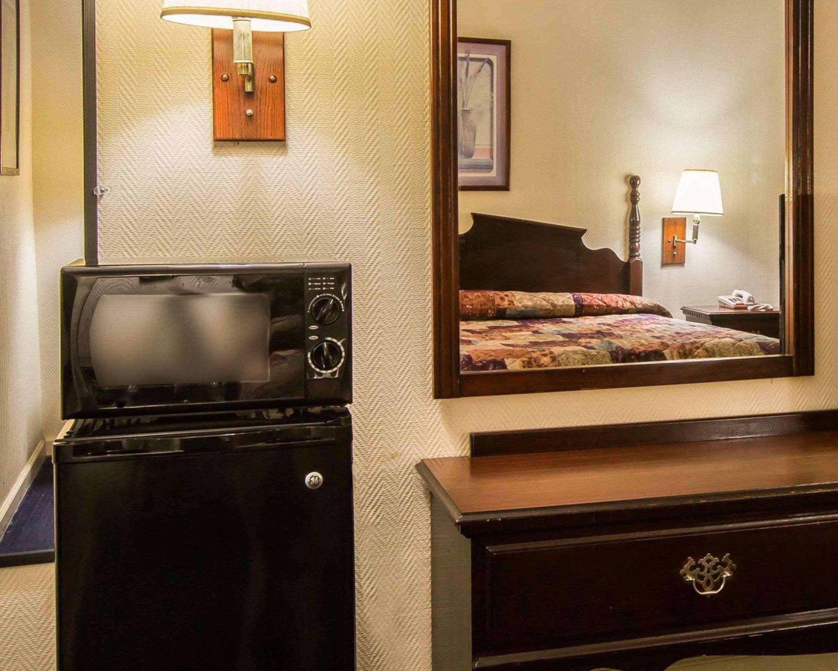 Rodeway Inn Феникс Сити Екстериор снимка