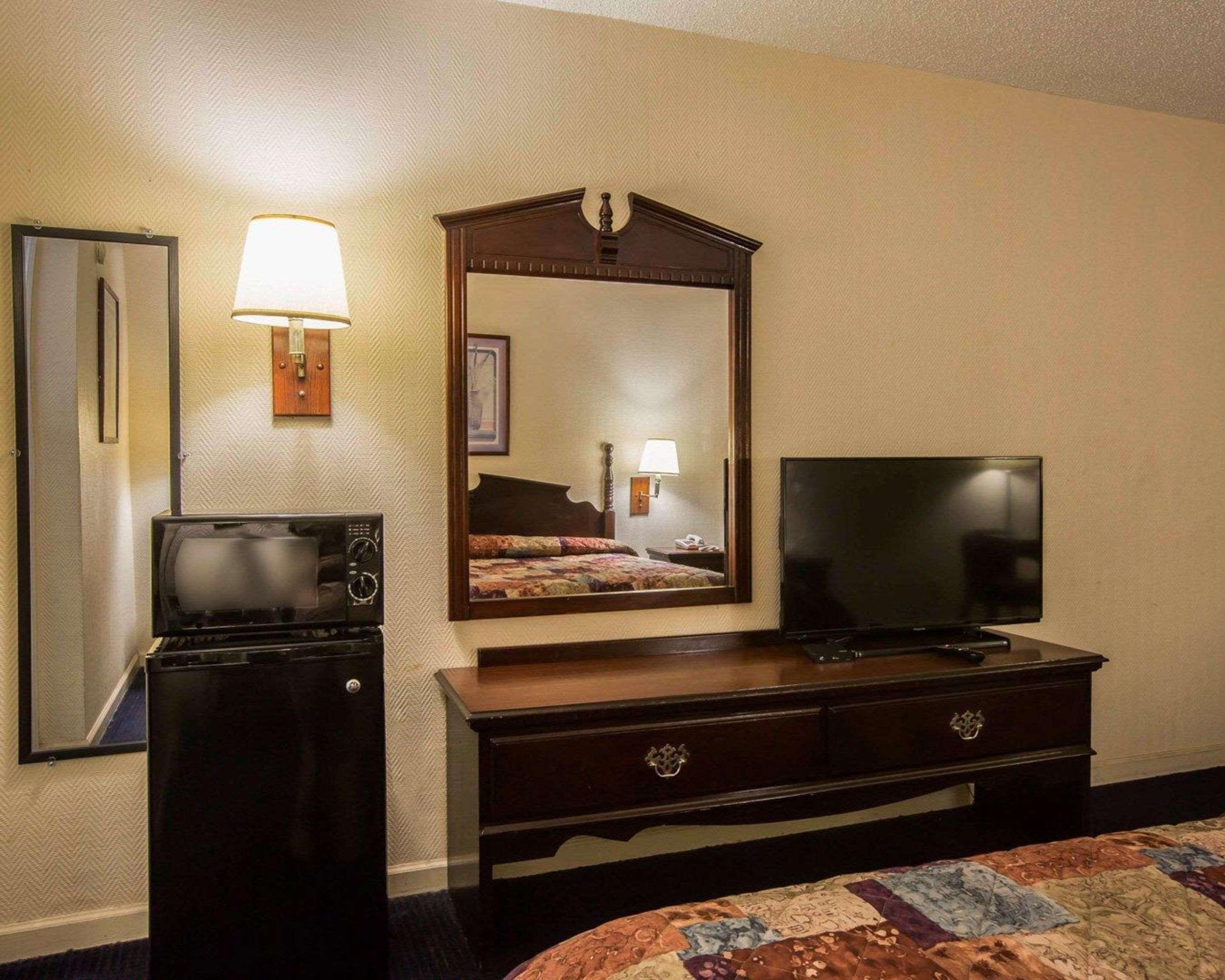 Rodeway Inn Феникс Сити Екстериор снимка
