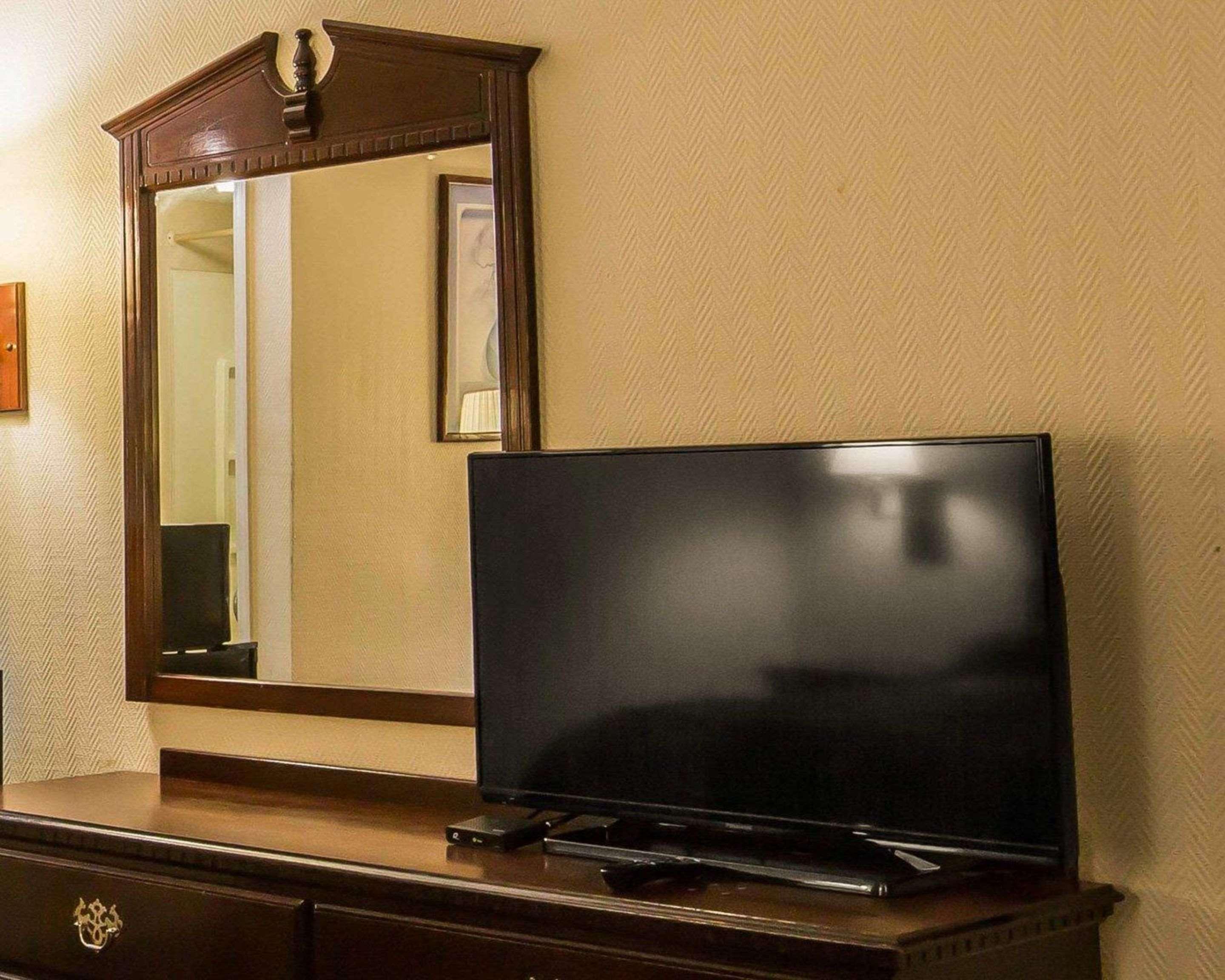 Rodeway Inn Феникс Сити Екстериор снимка